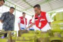 Komisaris Utama Pertamina Patra Niaga, Sabar Yudo Suroso, memimpin langsung kegiatan tersebut bersama Direktur Kelembagaan dan Kepatuhan Pertamina Patra Niaga, Kadek Ambara Jaya. Foto:Istimewa