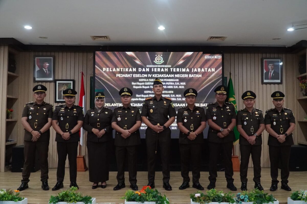 Pelantikan Kasi Intel Kejari Batam pada Senin (8/6/2026). Foto:Istimewa
