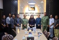 Anggota/Deputi Bidang Pelayanan Umum BP Batam, Ariastuty Sirait, menerima kunjungan Kepala Staf Komando Armada (Kaskoarmada) I Tanjungpinang, Arif Badrudin, pada Jumat (12/6/2026). Foto:Humas BP Batam