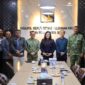 Anggota/Deputi Bidang Pelayanan Umum BP Batam, Ariastuty Sirait, menerima kunjungan Kepala Staf Komando Armada (Kaskoarmada) I Tanjungpinang, Arif Badrudin, pada Jumat (12/6/2026). Foto:Humas BP Batam