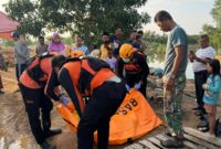 Setelah tiga hari pencarian, Basarnas bersama Tim SAR Gabungan akhirnya menemukan Ibas, balita berusia dua tahun. Foto:Istimewa