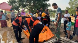 Setelah tiga hari pencarian, Basarnas bersama Tim SAR Gabungan akhirnya menemukan Ibas, balita berusia dua tahun. Foto:Istimewa