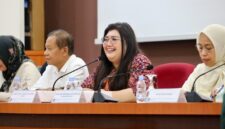 Anggota/Deputi Bidang Pelayanan Umum BP Batam, Ariastuty Sirait, menerima kunjungan akademik mahasiswa Universitas Batam (Uniba) di Conference Room IT Center, Kamis (25/6/2026). Foto:Humas BP