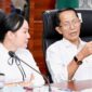 Wali kota Batam Amsakar Achmad bersama Wali Kota Batam Li Claudia Chandra. Foto: Diskominfo