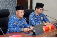 Sekda Batam Firmansyah dan Kadis Kominfo Rudi. Foto:Diskominfo