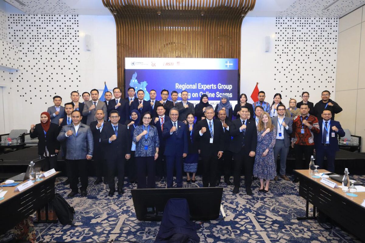 Perwakilan OJK, UNODC, Satgas PASTI, regulator keuangan, aparat penegak hukum, dan mitra regional mengikuti Regional Expert Group Meeting on Online Scams di Jakarta, Senin (29/6/2026). Foto: OJK Kepri