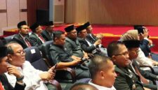 Anggota DPRD Batam Muhammad Syafei menghadiri Paripurna DPRD Kepri penyampaian LHP BPK RI. Foto:Dok. DPRD Kota Batam