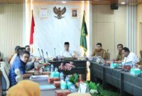 Rapat dipimpin Wakil Ketua I DPRD Kota Batam yang juga Koordinator Banggar, Aweng Kurniawan, Selasa (7/7/2026). Foto: DPRD Batam.