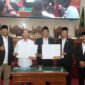 DPRD Kota Batam mengesahkan Rancangan Peraturan Daerah (Ranperda) tentang Pertanggungjawaban Pelaksanaan APBD Tahun Anggaran 2025 menjadi Peraturan Daerah (Perda) dalam rapat paripurna di Ruang Sidang Utama DPRD Kota Batam, Rabu (8/7/2026). Foto:DPRD Batam. 