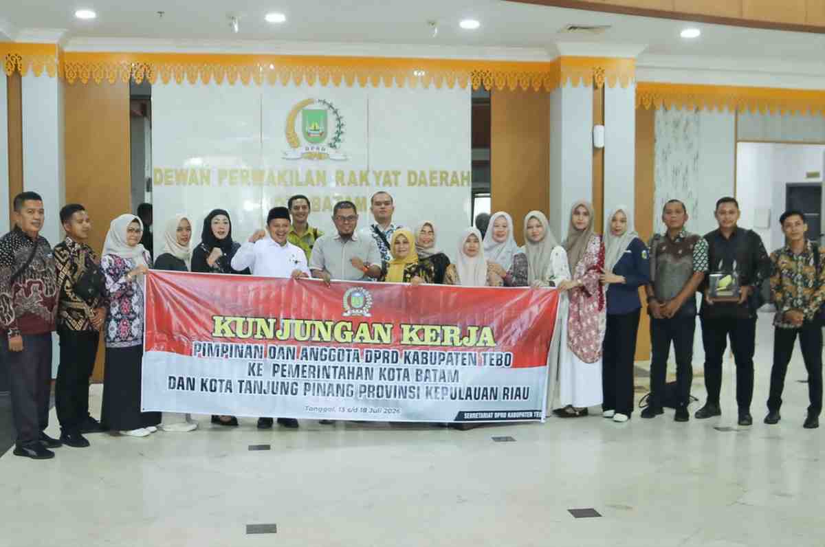 DPRD Kota Batam menerima kunjungan kerja DPRD Kabupaten Tebo, Provinsi Jambi, Selasa (14/7/2026). Foto:DPRD Batam
