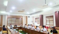 Komisi IV menerima kunjungan silaturahmi Dinas Pariwisata dan Kebudayaan (Disbudpar) Kota Batam bersama pengurus Solidaritas Pembawa Acara (SWARA) Kota Batam di ruang Komisi IV DPRD Batam, Selasa (14/7/2026). Foto: Istimewa