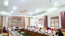 Komisi IV menerima kunjungan silaturahmi Dinas Pariwisata dan Kebudayaan (Disbudpar) Kota Batam bersama pengurus Solidaritas Pembawa Acara (SWARA) Kota Batam di ruang Komisi IV DPRD Batam, Selasa (14/7/2026). Foto: Istimewa