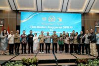 Kepala BP Batam, Amsakar Achmad, bersama Wakil Kepala BP Batam, Li Claudia Chandra, menerima kunjungan kerja Badan Anggaran (Banggar) DPR RI di Balairungsari, Batam Centre, Jumat (3/7/2026). Foto:Humas BP Batam
