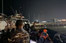 Dua nelayan yang sempat terombang-ambing di perairan perbatasan Karimun Anak-Malaysia akhirnya berhasil diselamatkan Tim SAR Gabungan, Sabtu (11/7) malam. Foto: Basarnas Tanjungpinang