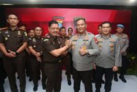 Kapolda Kepri bersama Kejati Kepri. Foto;Humas Polda Kepri