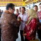 Kepala BP Batam Amsakar Achmad bersama Menteri Koordinator Bidang Perekonomian RI Airlangga Hartarto dan Wakil Perdana Menteri merangkap Menteri Perdagangan dan Industri Singapura Gan Kim Yong di Pelabuhan NPM, Nongsa, Senin (20/7/2026). Foto:Humas BP Batam. 