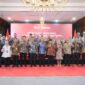 Kepala Eksekutif Pengawas Perilaku Pelaku Usaha Jasa Keuangan, Edukasi, dan Pelindungan Konsumen OJK, Dicky Kartikoyono saat membuka Pertemuan Pertama Kelompok Kerja Literasi dan Inklusi Keuangan Syariah (POKJA LIKS) 2026 di Kantor OJK, Jakarta, Senin (20/7/2026). Foto:OJK Kepri
