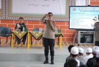 Kabid Humas Polda Kepri, Kombes Pol. Dr. Nona Pricillia Ohei, hadir sebagai narasumber dalam kegiatan MPLS Tahun Ajaran 2026/2027, Rabu (22/7/2026). Foto: Humas Polda Kepri