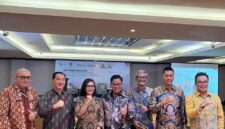 Kepala OJK Provinsi Kepulauan Riau Sinar Danandjaya dalam Go Public Seminar yang digelar OJK dan BEI di Batam, Kamis (23/7/2026). Foto:OJK