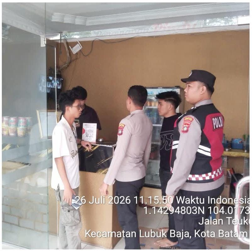 Personel Polsek Lubuk Baja bergerak cepat hingga mengamankan seorang pria yang diduga terlibat dalam kasus pencurian kendaraan bermotor (curanmor) di kawasan Lubuk Baja, Batam, Minggu (26/7/2026). Foto:Humas Polresta Barelang