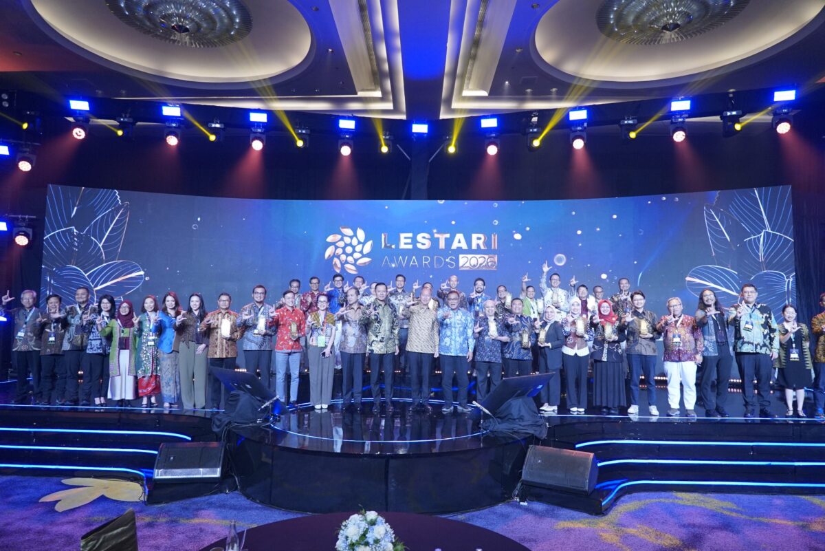 Telkom meraih Lestari Award 2026 pada kategori Talent Management yang diserahkan langsung oleh Menteri Koordinator Bidang Infrastruktur dan Pembangunan Kewilayahan RI Agus Harimurti Yudhoyono. Foto:Telkom
