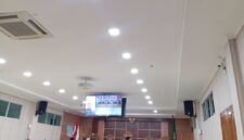 Dua terdakwa menjalani persidangan dalam agenda pemeriksaan saksi dari JPU di Pengadilan Negeri Batam, Rabu (15/7/2026). Foto:Rega/matapedia
