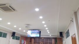Dua terdakwa menjalani persidangan dalam agenda pemeriksaan saksi dari JPU di Pengadilan Negeri Batam, Rabu (15/7/2026). Foto:Rega/matapedia