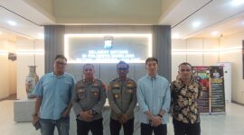 Kapolsek Lubuk Baja Kompol Deni Langie tengah usai mediasi pada Jumat (17/7/2026). Foto;Rega/matapedia