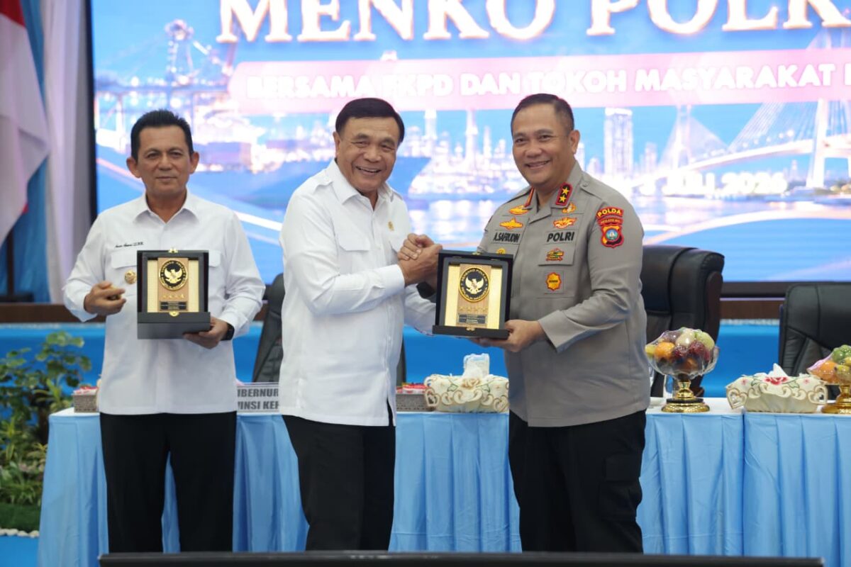 Menko Polkam bersama Kapolda Kepri dan Gubenur Kepri, Jumat (3/7/2026). Foto: Humas Polda Kepri