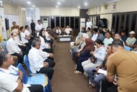 Wakil Kepala BP Batam Li Claudia saat menerima audensi warga Rempang di Pemko Batam, Selasa (21/7/2026). Foto: Istimewa