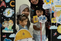 Pegawai PLN Batam. Foto:Istimewa