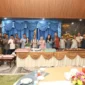 Wali Kota Batam Amsakar Achmad mendapat kejutan di hari lahirnya pada Sabtu (1/8/2026). Foto:Diskominfo Batam