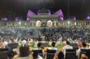 Ribuan jamaah sholawat di Masjid Agung Raja Hamidah, malam Cinta Rosul, Minggu (2/8/2026). Foto:Amir/matapedia