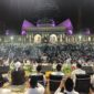 Ribuan jamaah sholawat di Masjid Agung Raja Hamidah, malam Cinta Rosul, Minggu (2/8/2026). Foto:Amir/matapedia