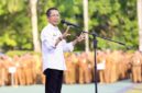 Wali Kota Batam Amsakar Achmad saat pimpin apel pagi pada Senin (3/8/2026). Foto:Diskominfo Batam