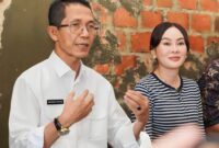 Kepala BP Batam Amsakar Achmad dan Wakil Kepala BP Batam Li Claudia saat memberikan keterangan pers di Batam, Rabu (5/8/2026). Foto:Ist