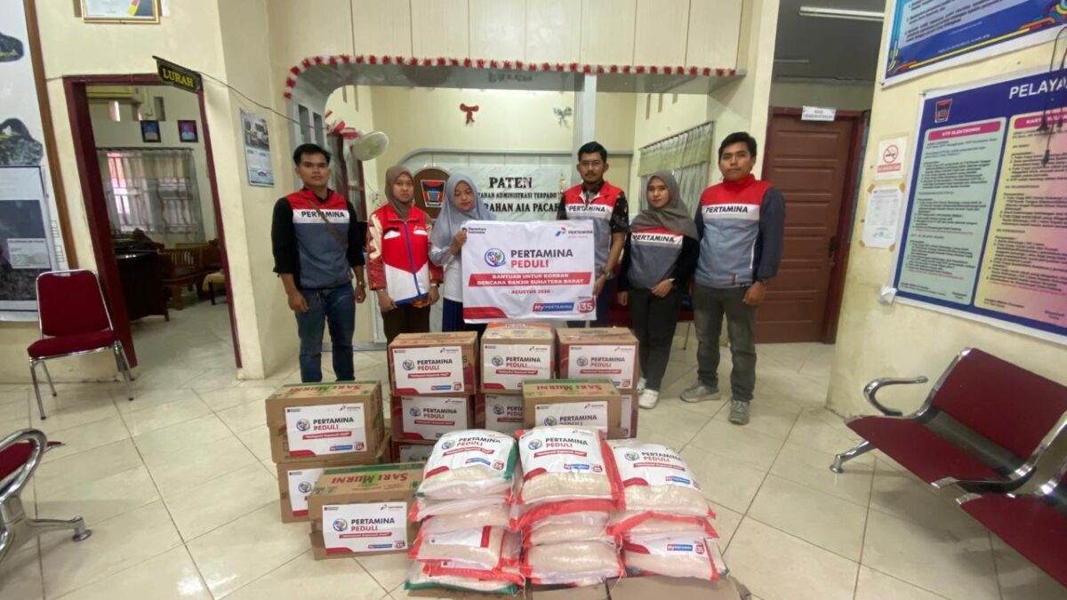 Pertamina salurkan bantuan untuk korban banjir di Padang. Foto:Istimewa