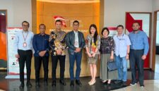 Kepala OJK Provinsi Kepulauan Riau, Sinar Danandjaya. Foto:Istimewa
