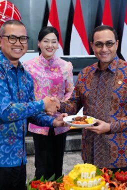 BEI Resmi Luncurkan 5 ETF Emas Perdana, In Pvestasi Emas Kini Bisa Lewat Bursa