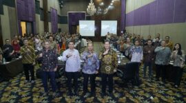 Kemenko Polkam, BSSN, Telkom, serta perwakilan kementerian, lembaga, industri, akademisi, dan komunitas keamanan siber memperkuat kolaborasi nasional melalui Rapat Koordinasi Urgensi Penyusunan Kebijakan Menghadapi Post-Quantum Computing (PQC), Kamis (6/8/2026). Foto:Dok. Telkom