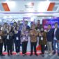 Direktur IT Digital Telkom Faizal Rochmad Djoemadi mengunjungi AI Zone Telkom di DTI-CX 2026 untuk meninjau kapabilitas AIcosystem dalam mendukung efisiensi operasional dan pengalaman pelanggan. Foto:Telkom