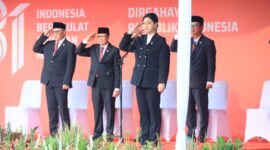 Ketua Dewan Komisioner OJK, Friderica Widyasari Dewi, menyampaikan pesan penting ini saat memimpin Upacara Peringatan HUT ke-81 RI di Lapangan Banteng, Jakarta, Senin (17/8/2026). Foto:OJK Kepri