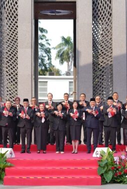 Kado Kemerdekaan BI: Kartu Kredit Indonesia Resmi Mengudara, Bebas Biaya QRIS Diperluas