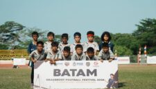 BP Batam dukung sepak bola usia dini. Foto:Ist