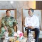 Panglima TNI Jenderal Agus Subiyanto  bersama Wali Kota Batam Amsakar Achmad, Selasa (4/8/2026). Foto:Diskominfo Batam. 