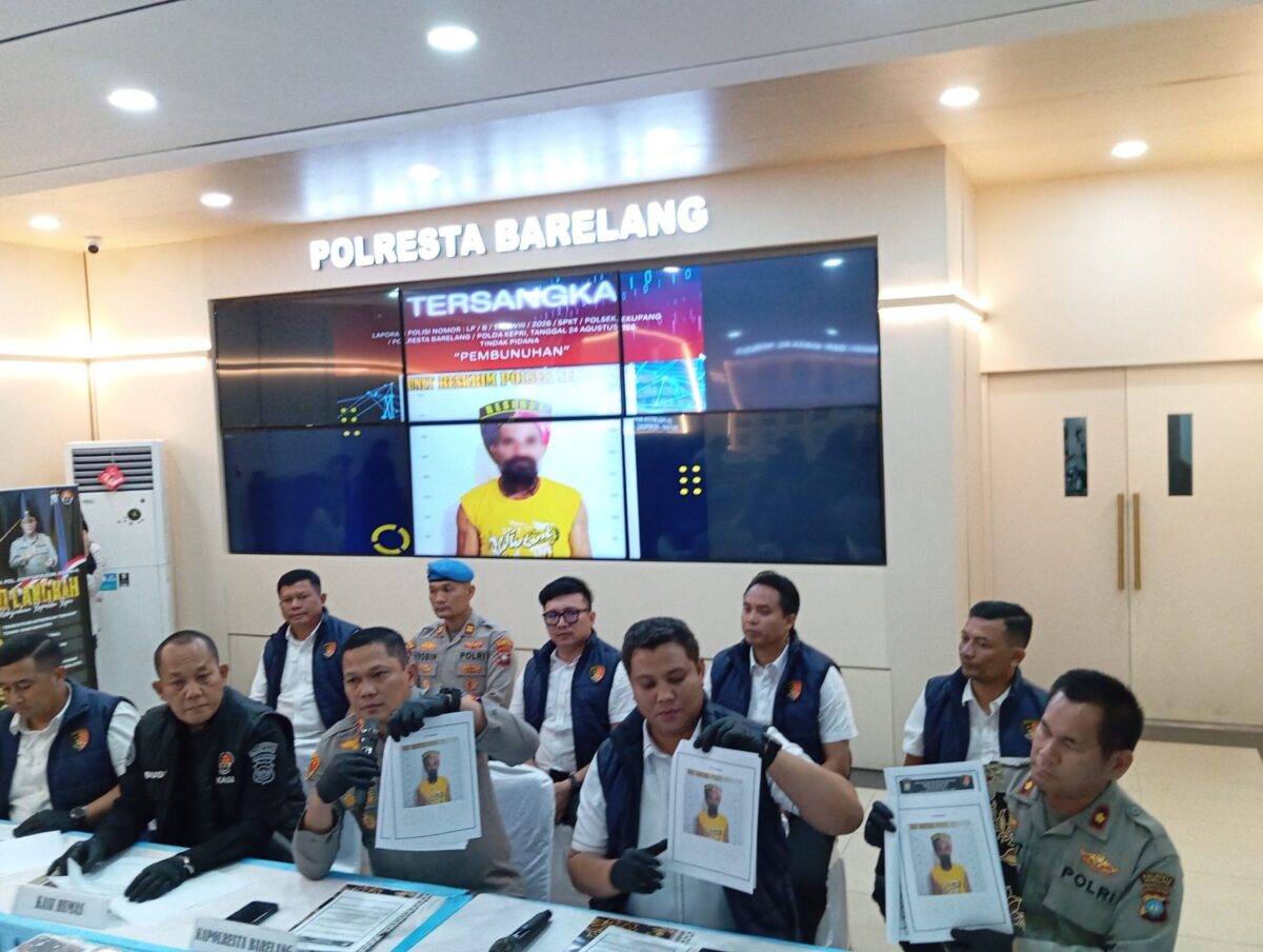 Kapolresta Barelang Kombes Pol Anggoro Wicaksono saat jumpa pers di Polresta Barelang, Rabu (26/8/2026). Foto:Rega/matapedia