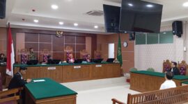 Sidang memasuki agenda pembacaan pledoi di Pengadilan Negeri (PN) Batam, Kamis (27/8/2026). Foto:Rega/matapedia
