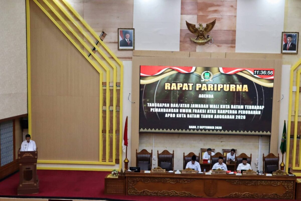 Wali Kota Batam Amsakar Achmad menyampaikan hal itu saat memberikan tanggapan dan jawaban pemerintah daerah atas pandangan umum delapan fraksi DPRD Kota Batam terhadap Ranperda Perubahan APBD 2026 dalam rapat paripurna, Rabu (2/9/2026). Foto:Istimewa