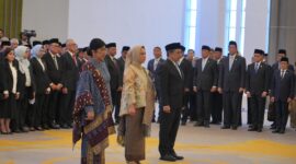 Ketua Mahkamah Agung RI Sunarto melantik Destry Damayanti sebagai Gubernur BI, Aida S. Budiman sebagai Deputi Gubernur Senior, dan Solikin M. Juhro sebagai Deputi Gubernur pada Rabu (2/9/2026).  Foto:Bank Indonesia Kepulauan Riau