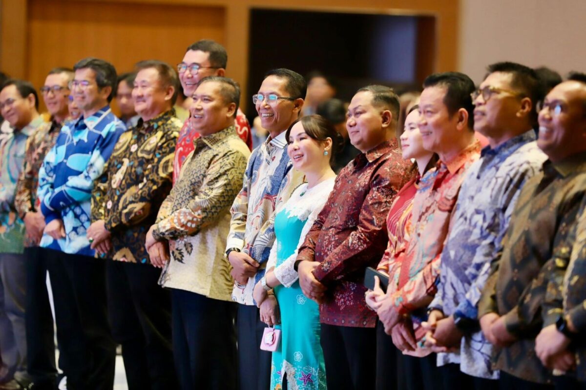 Amsakar saat menghadiri Singapore National Day Reception bersama Wakil Wali Kota Batam Li Claudia Chandra di Grand Ballroom Hotel Radisson, Sukajadi, Batam Kota, Kamis (3/9/2026) malam. Foto:Diskominfo Batam